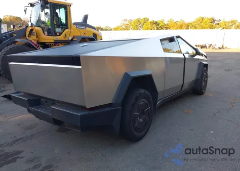 2024 Tesla Cybertruck z USA, uszkodzony, nr VIN 7G2CEHED5RA051673